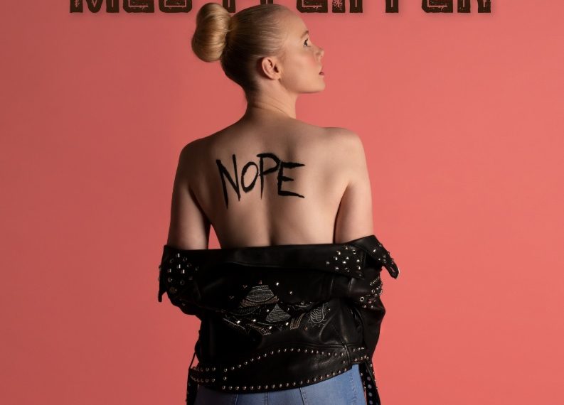 Das Albumcover "Nope" von Meg Pfeiffer