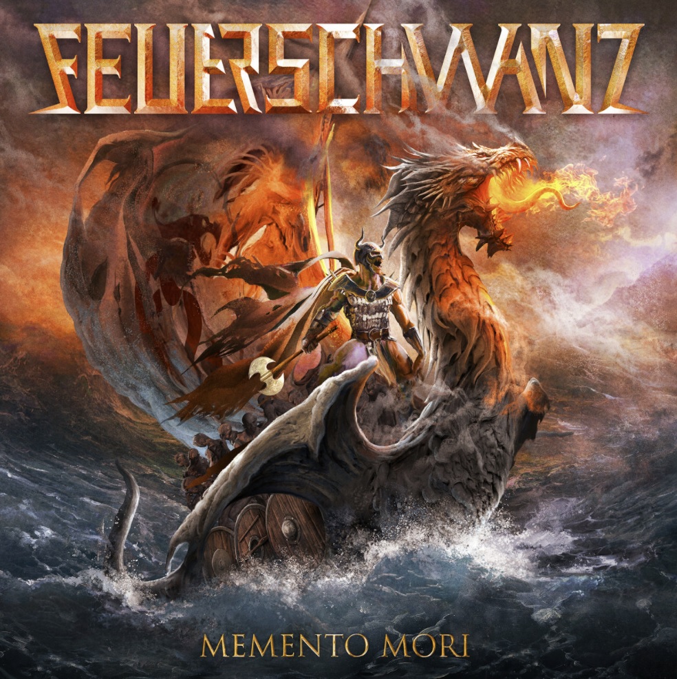 Das Albumcover "Memento Mori" von Feuerschwanz ist ein gemaltes Bild, das ein Drachenschiff mit Wikingern auf hoher See zeigt.