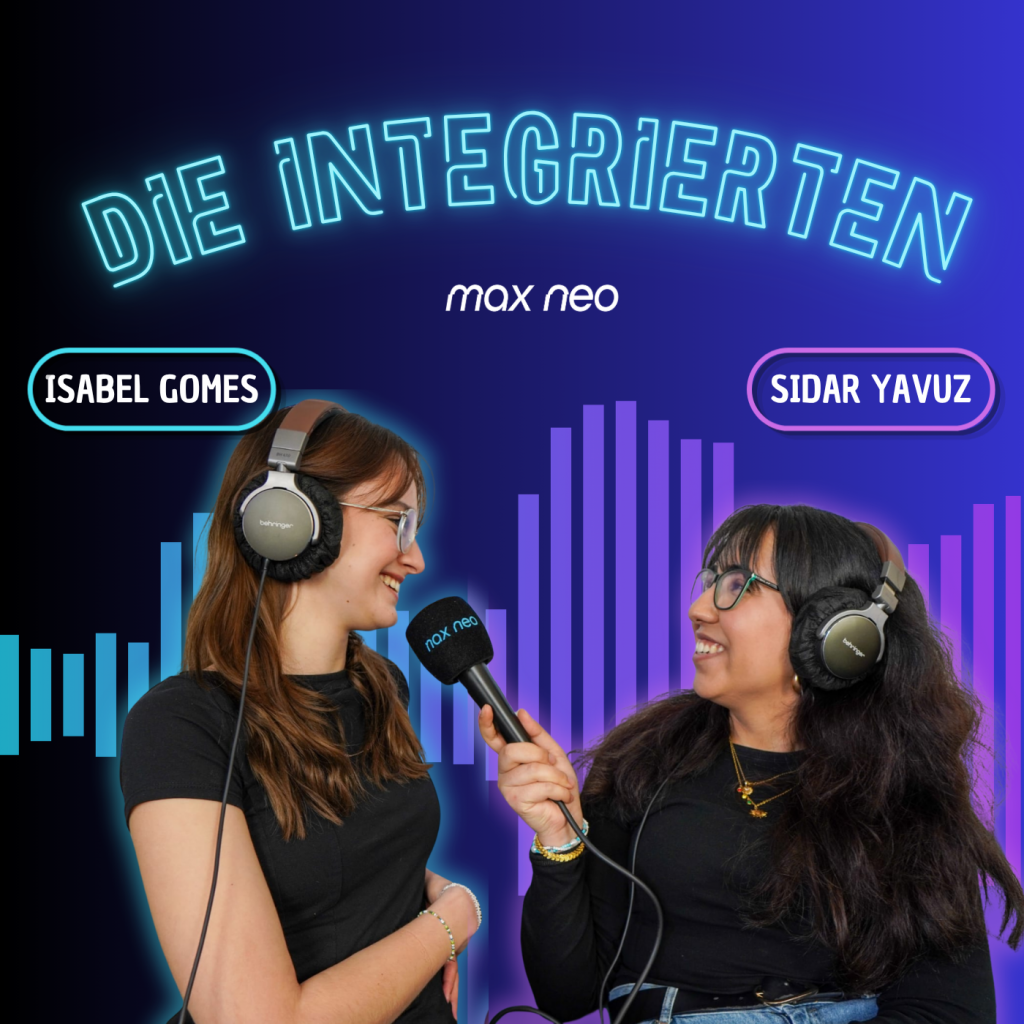 Das Cover des Podcasts "Die Integrierten" zeigt die beiden Hosts Isabel Gomes und Sidar Yavuz.